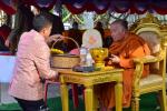การทำบุญตักบาตรวันขึ้นปีใหม่ 2566